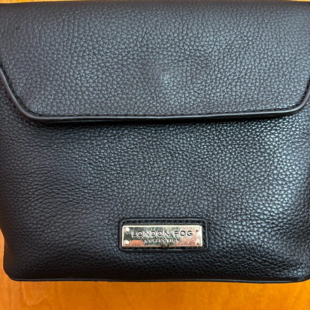 London Fog Black Shoulder Bag 9"x7"x2.5"‎ - Picture 3 of 16